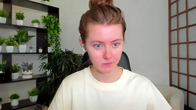 RuslanaXX – webcam model profile photo Image 9