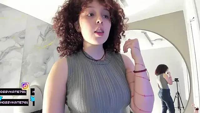 Coco-Love – webcam model profile photo Image 14