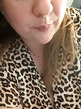 GFndBF – webcam model profile photo Image 8