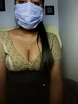 Your-Vedika – webcam model profile photo Image 11