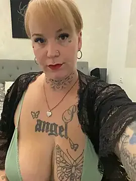 joinoursexshow – webcam model profile photo Image 13