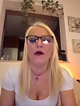 kikkastar Image 10