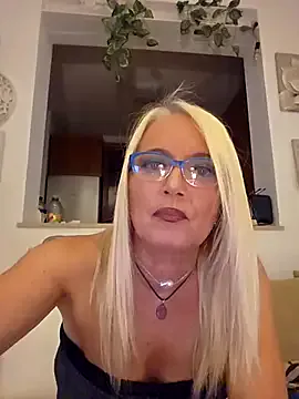 kikkastar Image 17