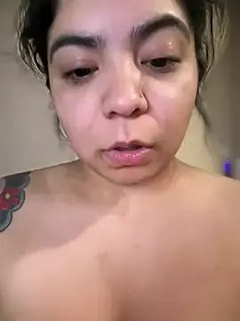 kimmiakiss22 Image 3