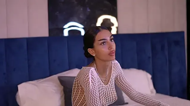 Sara_fun – webcam model profile photo Image 4