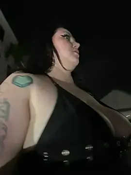 RuslanaXX – webcam model profile photo Image 6