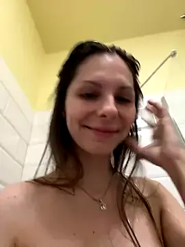 trixyrose – webcam model profile photo Image 11