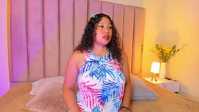 mazymayes – webcam model profile photo Image 9