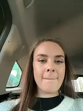 QYBOYS-001 – webcam model profile photo Image 4