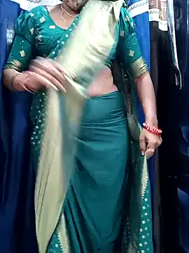 milly____ – webcam model profile photo Image 12