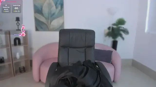 IsabellaEtthan – webcam model profile photo Image 16