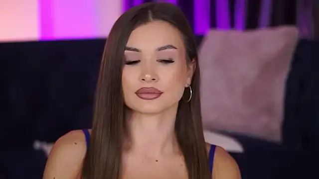 SweetAlegra_ – webcam model profile photo Image 2