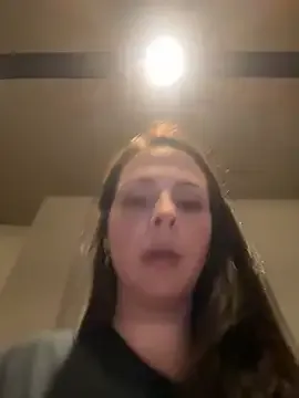 fox-yiyi – webcam model profile photo Image 16