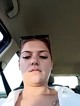 Janhvi- – webcam model profile photo Image 13