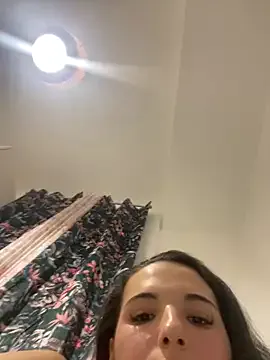 Sania-Love – webcam model profile photo Image 7