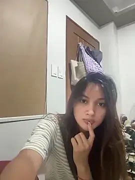 kykybaby4444 – webcam model profile photo Image 3