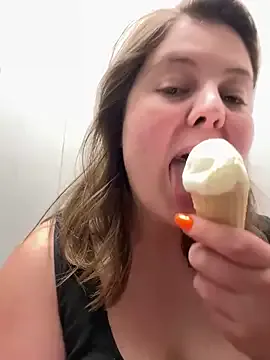 Your-Rasmalai – webcam model profile photo Image 5