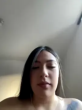 LunarAngel_ – webcam model profile photo Image 10