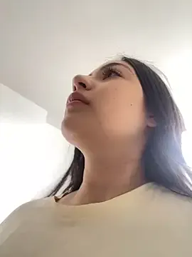 LunarAngel_ – webcam model profile photo Image 15