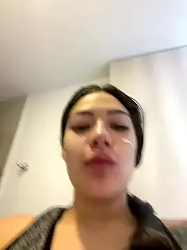 LunarAngel_ – webcam model profile photo Image 16