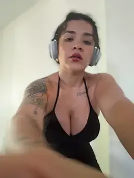 jannemary – webcam model profile photo Image 3