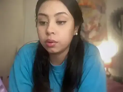 phoenix_taylor – webcam model profile photo Image 2