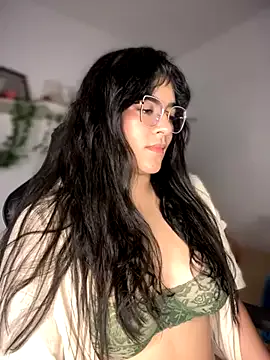 Sunny-Sin – webcam model profile photo Image 11