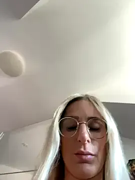 Queen_Shanuu – webcam model profile photo Image 15