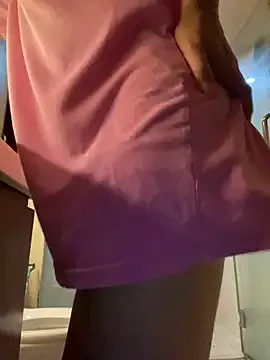 sweetteets24 – webcam model profile photo Image 2