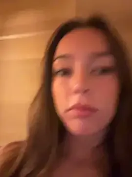 Myna-ssxxy12 – webcam model profile photo Image 7