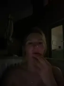 Lilly-Luscious Image 2