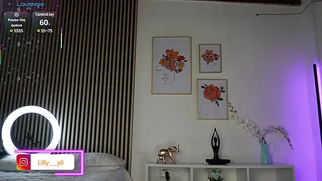 RosieCheeks_ – webcam model profile photo Image 2