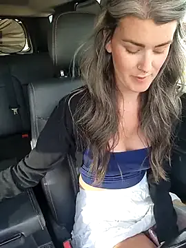 funny_to_see_you_here – webcam model profile photo Image 11