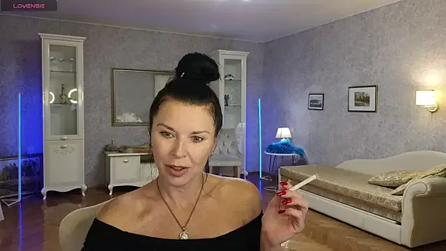 Princess-of-Pleasure – webcam model profile photo Image 7