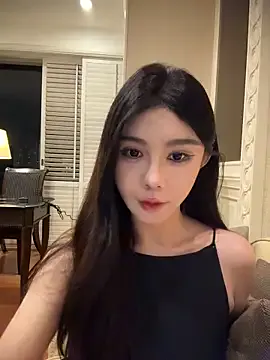 korinaluvv – webcam model profile photo Image 2