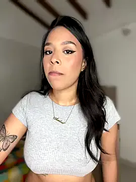 hot_wife_35 – webcam model profile photo Image 13