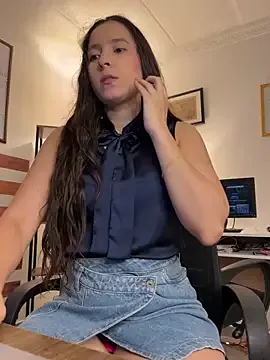 AnikaBest – webcam model profile photo Image 18