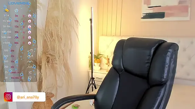 Lisa_Lust – webcam model profile photo Image 4