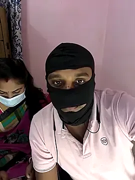 Lovlycouple1 Image 14