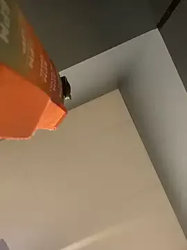 Awesomelusty – webcam model profile photo Image 15