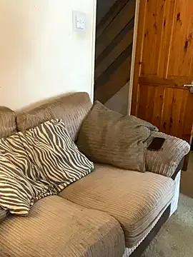 tassiarauj – webcam model profile photo Image 14