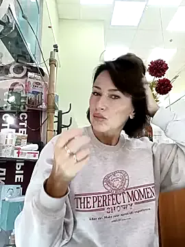 HOT-SUMAN-BABY – webcam model profile photo Image 3