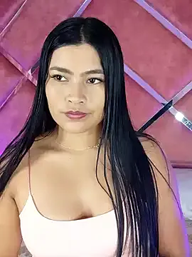 yesonee – webcam model profile photo Image 9
