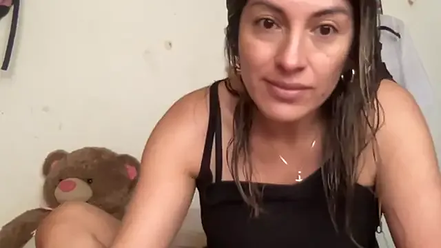 chloetease – webcam model profile photo Image 16