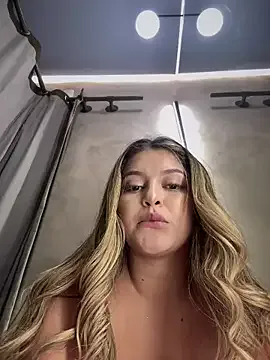 -SweetDi- – webcam model profile photo Image 12
