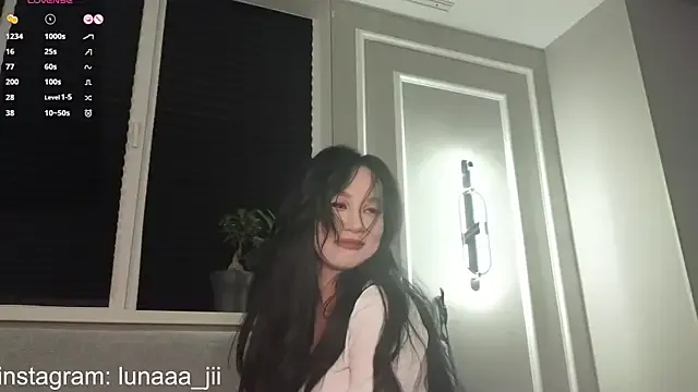 sweetsirenn – webcam model profile photo Image 8