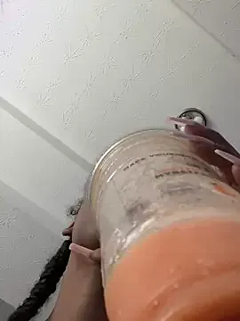 LunalustycumslutPornstar Image 4