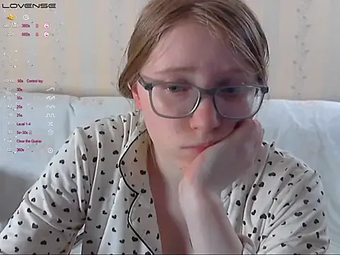 LustfulSarah Image 9