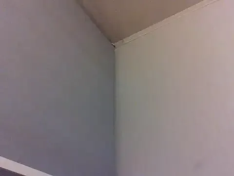 thanusi_2 – webcam model profile photo Image 9