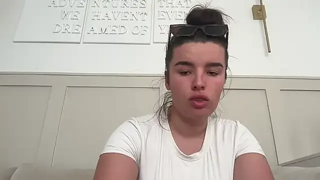 ashton_coleman_ – webcam model profile photo Image 10